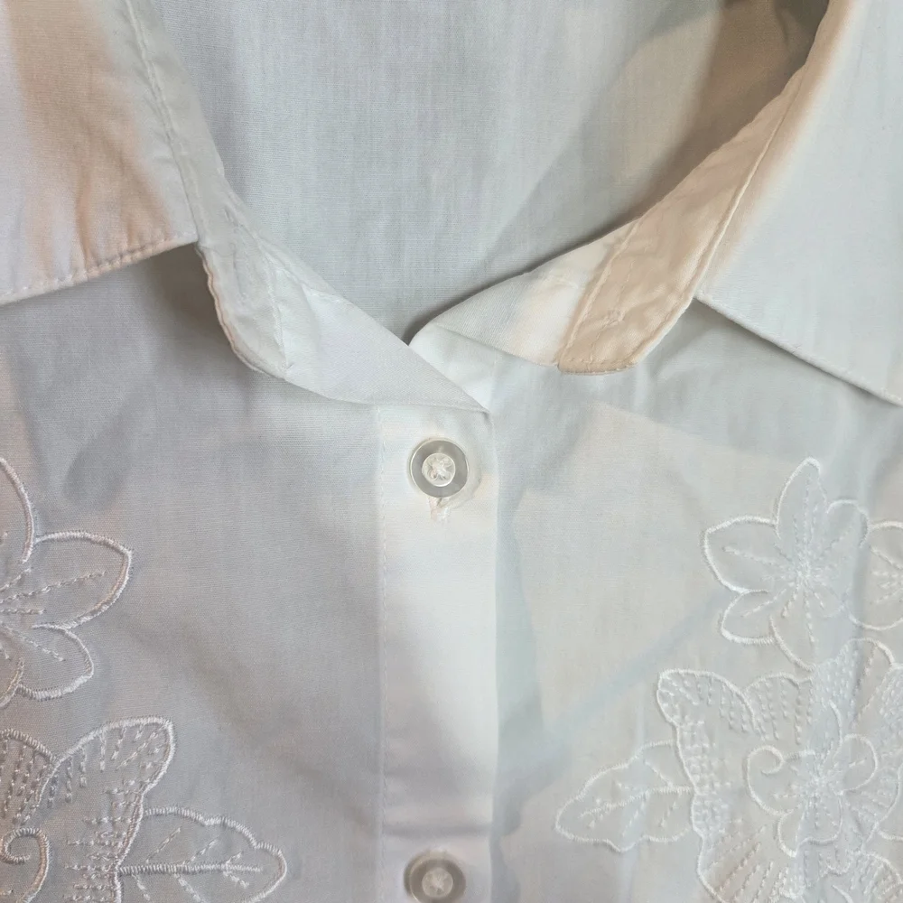 Vintage Y2K Studio Works White Floral Embroidered Shirt 2X